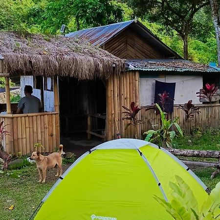 ホテル Tapian Ratu Camp ブキティンギ エクステリア 写真